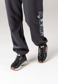 Ed Hardy BASE RUNNER  - Baskets basses - black