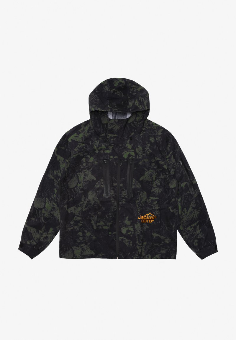 Musternimi must ja roheline jakk, millel on kapuuts, lukuga taskud, elastsed mansetid ja oranž logo rinnal.