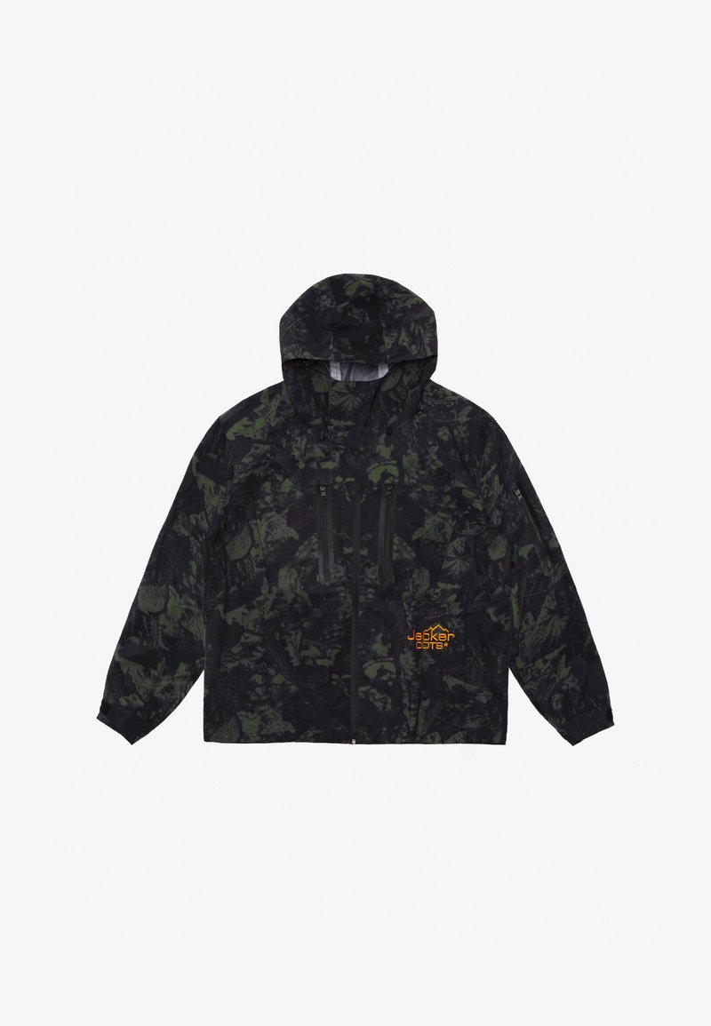 Musternimi must ja roheline jakk, millel on kapuuts, lukuga taskud, elastsed mansetid ja oranž logo rinnal.