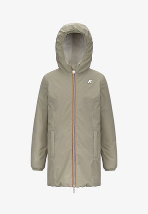 Giubbotto invernale beige per bambini con cappuccio, zip frontale, tasche laterali, polsini elastici e piccolo logo sul petto.