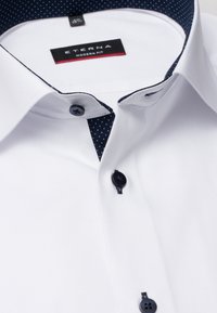 ETERNA Camicia Uomo Modern Fit Pinpoint, Colle Kent Classico, 100% Cotone Non-Iron, Maniche Lunghe