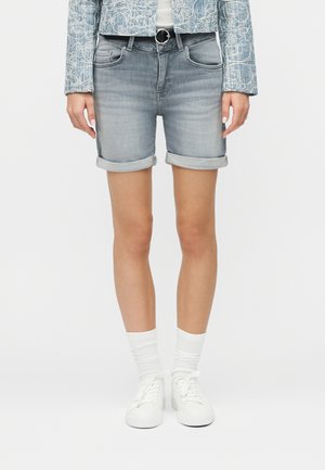 BECKY  - Farmer rövidnadrágok - pure gray wash