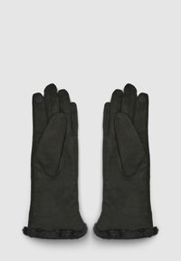 Czarne skórzane rękawiczki z puszystym futrem przy nadgarstku, o gładkiej fakturze i dopasowanym kroju zapewniającym ciepło i komfort.