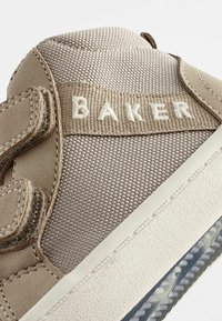 Baker by Ted Baker REGULAR FIT - Lær-at-gå-sko - stone