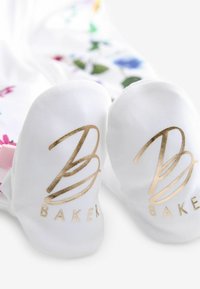Baker by Ted Baker SET REGULAR FIT - Fødselsgave /Dåbsgaver - white