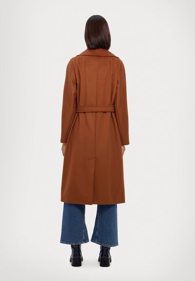 WEEKEND MaxMara RESINA - Mantel - cuoio