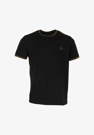 Camiseta negra de manga corta con cuello redondo y doble franjas marrones en el cuello y los puños de las mangas, pequeño logotipo de corona de laurel marrón en el pecho.