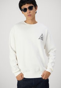 Jack & Jones JJMYSTIC CREW NECK - Felpa - cloud dancer
