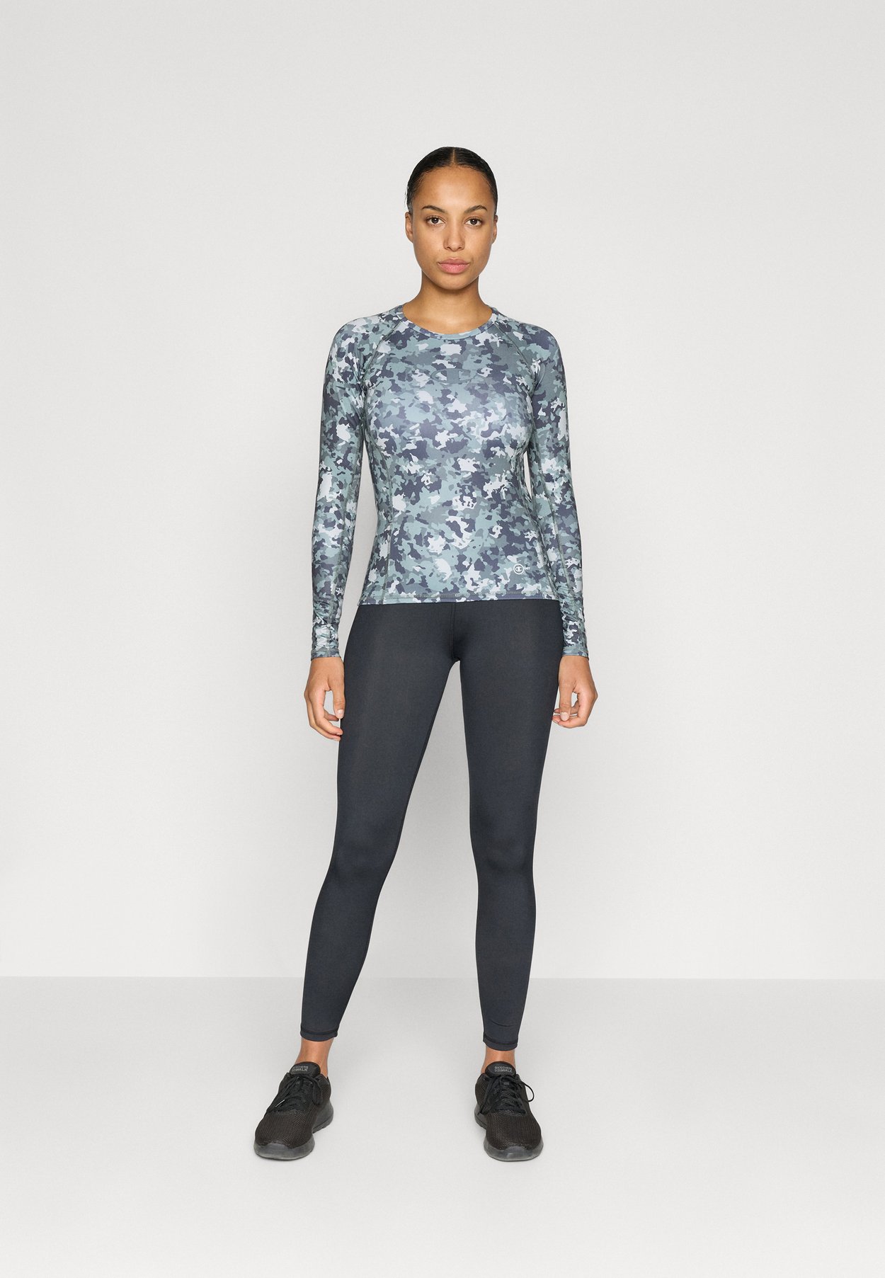 TRAINING TEE COMBAT