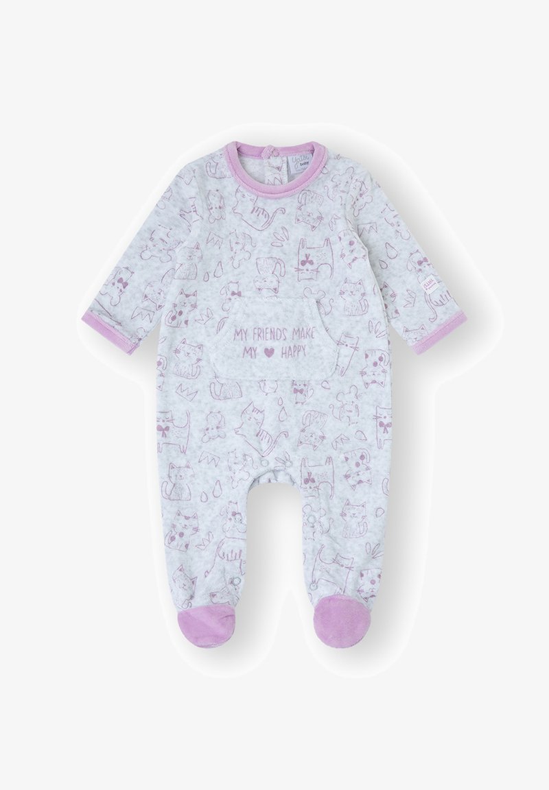 Pijama blanco con detalles en rosa, con un estampado repetido de ilustraciones de animales juguetones y el texto "MIS AMIGOS HACEN FELIZ MI ❤️".