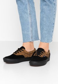 Vans Sneakers - black
