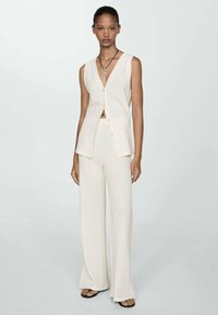 Mango Waistcoat - off-white