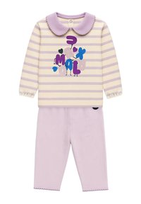 Haut à manches longues rayé violet et cr ème avec un col festonné et un imprimé graphique coloré, associé à un pantalon élastique violet uni.