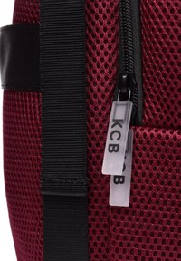 KCB SMALL 3D - Mochila - purple
