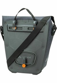 Borsa da bici impermeabile grigia e nera con finitura texturizzata, tracolla regolabile, hardware robusto e un logo VAUDE ben visibile sul fronte.