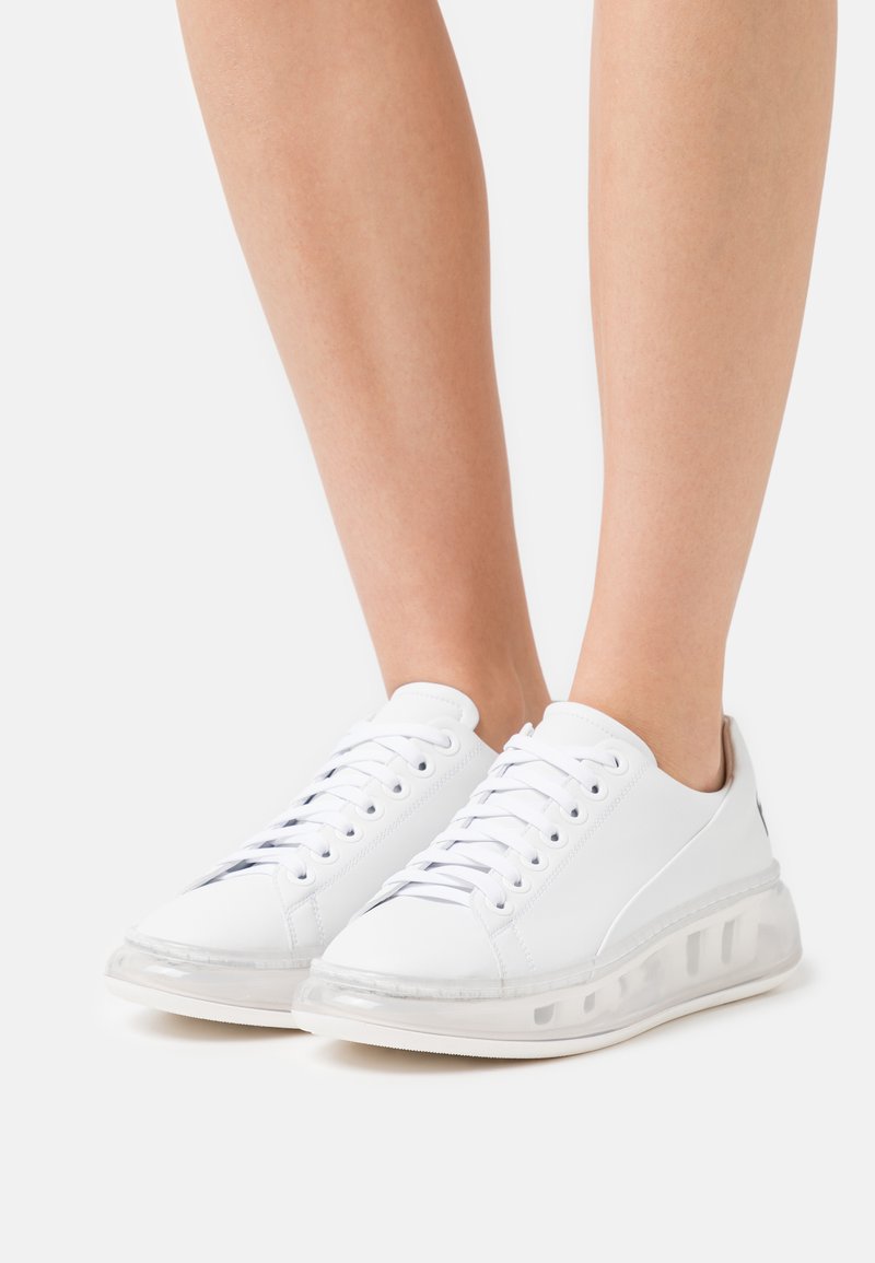 Damen Sneaker | F_WD ARASHI Sneaker low white/weiß - QR49168 Damen Sneaker | F_WD ARASHI Sneaker low white/weiß - QR49168