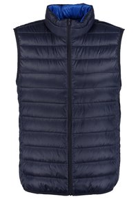 Námořnický puffer vesta s vysokým límcem a plně rozepínacím předním zipem. Obsahuje vertikální prošívaný design a modrou podšívku. Bez rukávů.