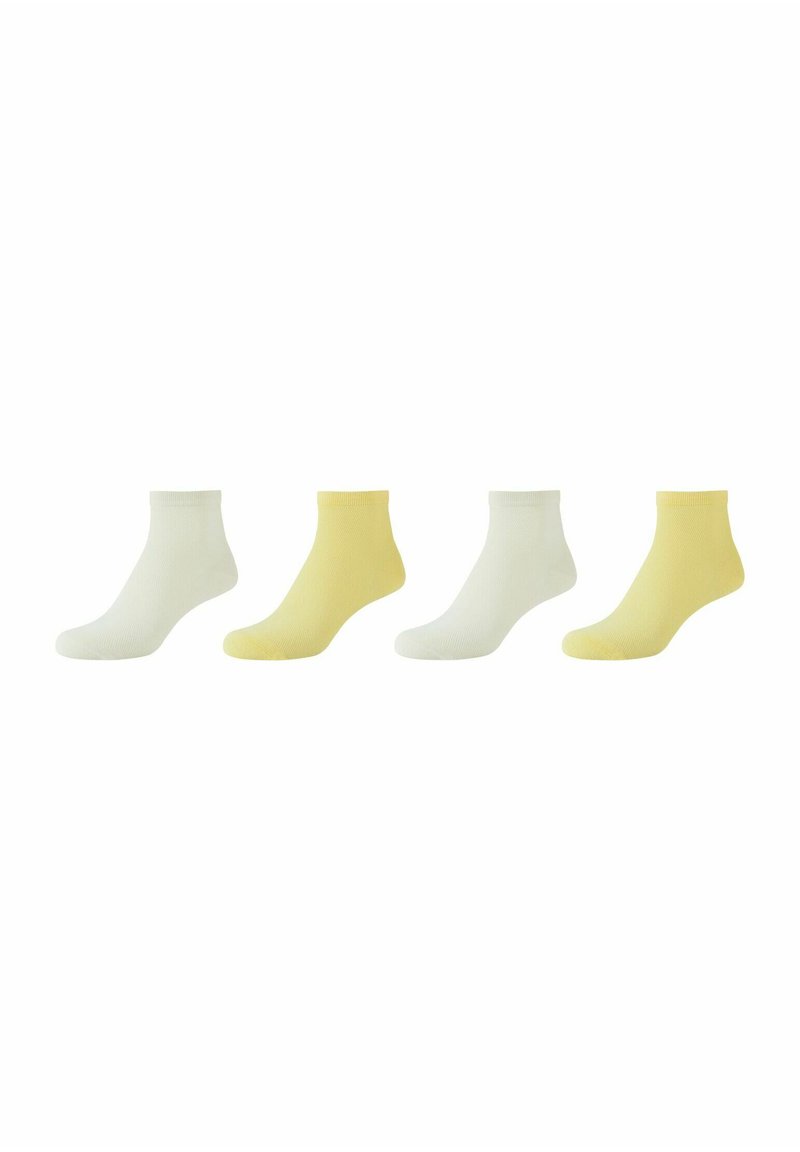 Vier paren enkelsokken in lichtgeel en gebroken wit. Gemaakt van gladde stof met een eenvoudige geribde boord en een minimalistisch ontwerp.