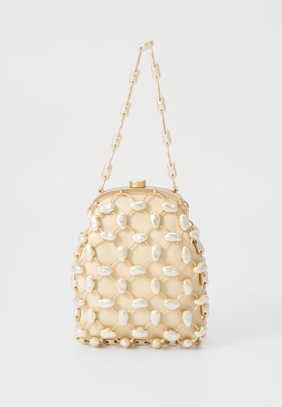 Cult Gaia BRIELLE WRISTLET - Geantă de mână - champagne