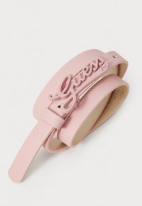 Ružový silikónový opasok s vyrazeným logom "Guess", jednoduchým dizajnom pracky a hladkým povrchom.