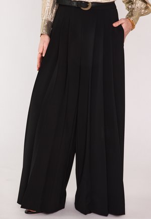 TIPHAINE P UNI - Pantalon classique - noir