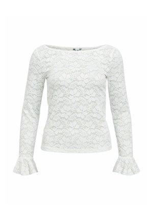Hvid langærmet bluse i lace med blomstermønster og flæseender, med rund halsudskæring og semi-gennemsigtigt stof.
