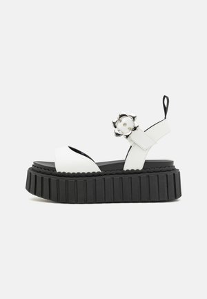 LAMODA MODEST - Korkeakorkoiset sandaalit - white