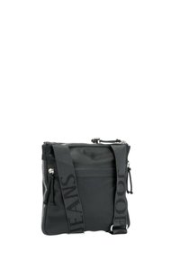 Borsa a tracolla nera in nylon con una texture liscia, dotata di accessori in metallo argentato, chiusura con zip e cinturini regolabili con dettagli del logo.