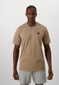 adidas Performance - TR-ES FR T - Sports T-shirts - chalky brown/black Miniaturebillede 1