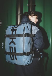OAK25 LUMINITE TRAVELLER - Dagryggsäck - black
