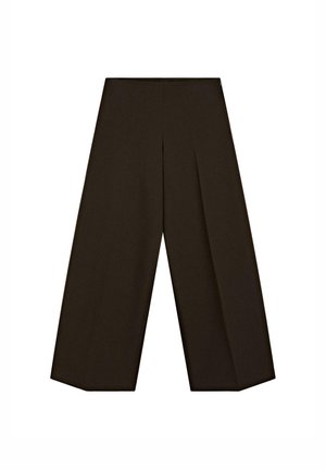 Schwarze Schlaghosen mit hoher Taille. Sie haben vordere Falten und eine glatte Textur und bestehen aus einem leichten Stoff.