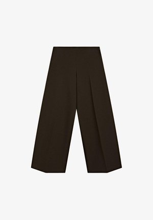 Schwarze Schlaghosen mit hoher Taille. Sie haben vordere Falten und eine glatte Textur und bestehen aus einem leichten Stoff.