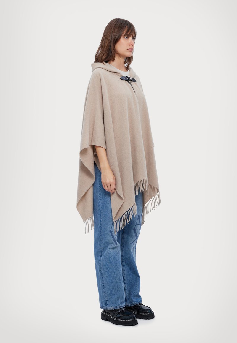 Emporio Armani PONCHO - Plašt - butterscotch