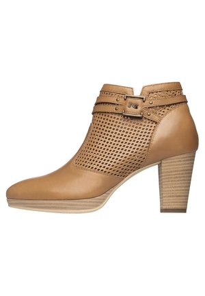 Enkelkaarsjes - brown