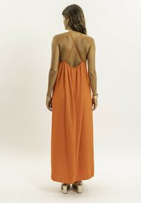 Dona x Lisa LONGUE IGGY - Robe longue - orange