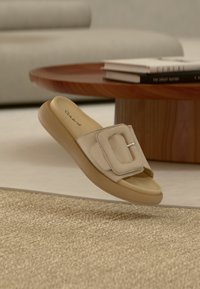 Δεν επιλέχθηκε, oak