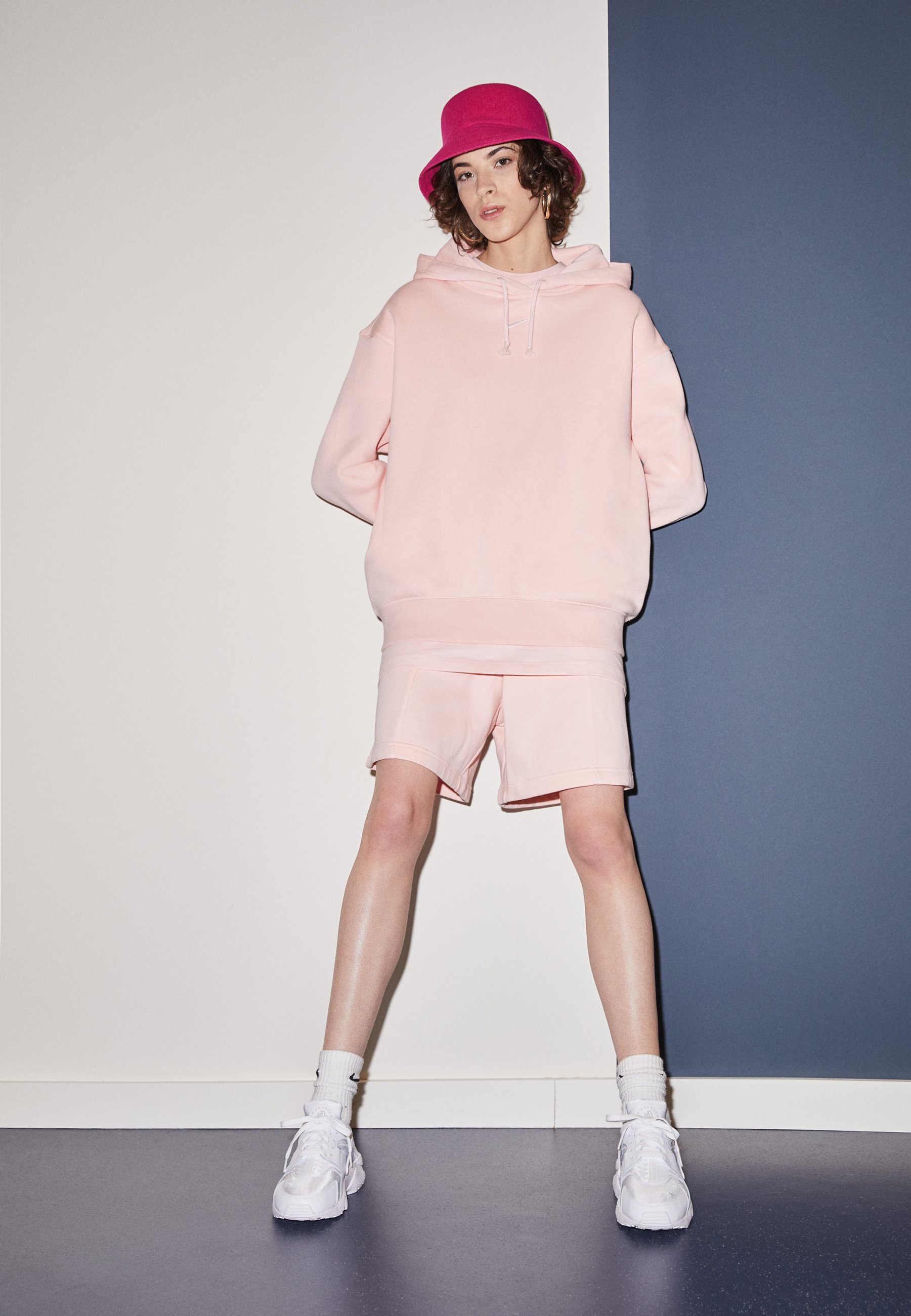 womens nike clothing sale