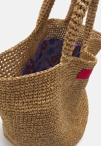 Armani Exchange Shoppingväska - brown