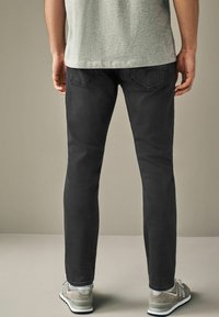 Next AUTHENTIC - Traperice suženog kroja - vintage black