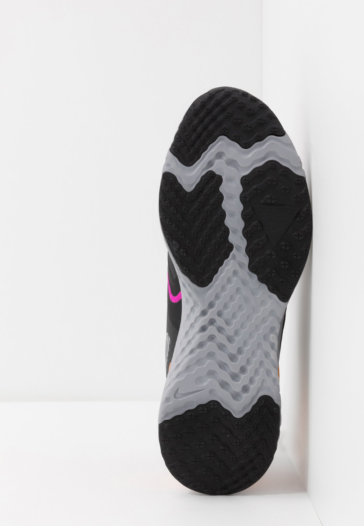 nike running odyssey react 2 shield trainers in fire pink