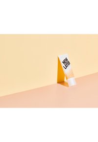 Thumbnail Image 6