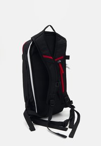 The North Face SLACKPACK 2.0 UNISEX - Sac de randonnée - black/red