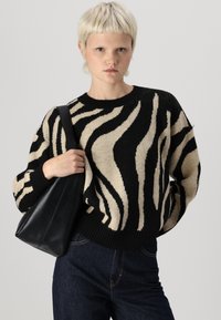 ONLY ONLHAZEL O NECK  - Pulover - black/humus
