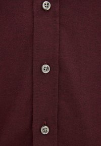 Oscar Jacobson REG FIT CUT AWAY BRUSHED - Camicia - red moon