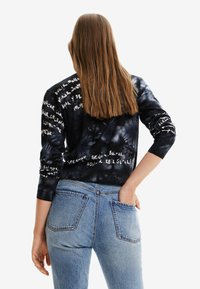 Desigual Strickpullover - black