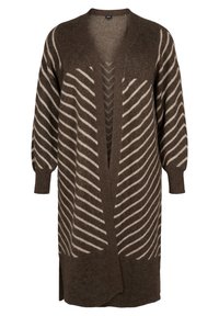 Hnedý dlhý cardigan vyrobený z mäkkého materiálu, má vertikálne a diagonálne béžové pruhy, otvorený predný diel a mierne puffované rukávy.