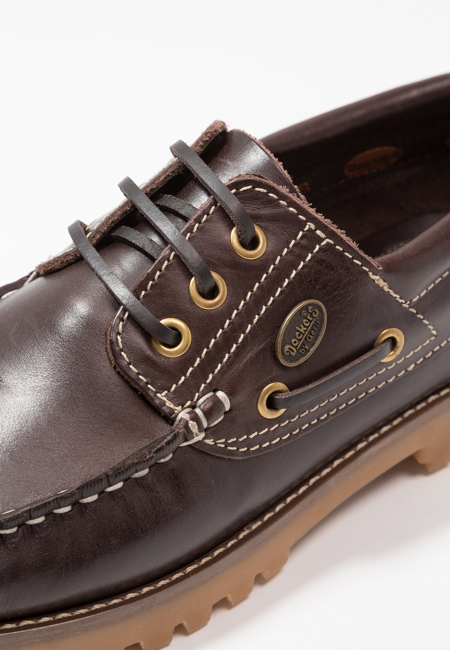 Nauticos dockers Clearance