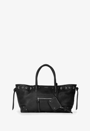 Bolso tote de cuero negro con asas dobles, bolsillo frontal con cremallera, detalles laterales con cordón y un pequeño bolso adjunto.