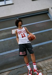 Nike Performance DEMAR DEROZAN CHICAGO BULLS - NBA dres - white