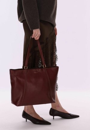 Burkely, FINE FLORENCE 15.6 INCH - Handtas - red